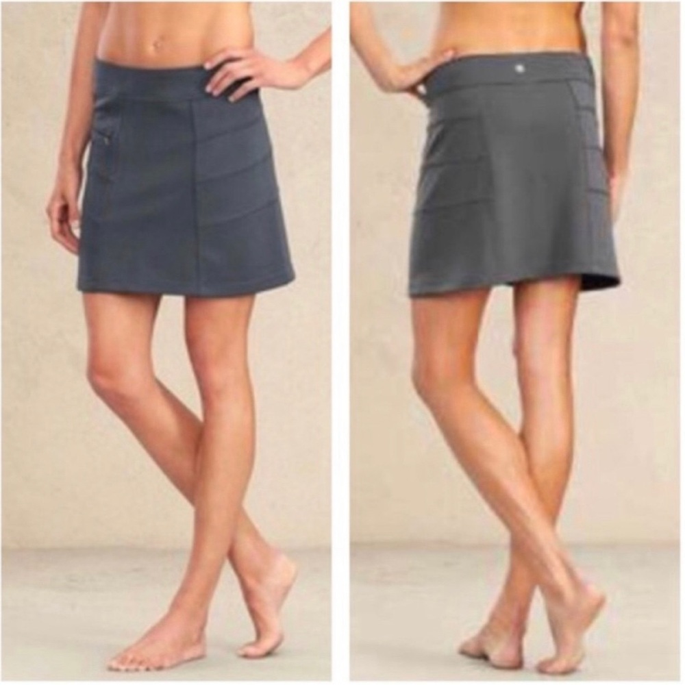 Athleta  Blizzard Skirt Charcoal Grey Fleece Lined Size Medium